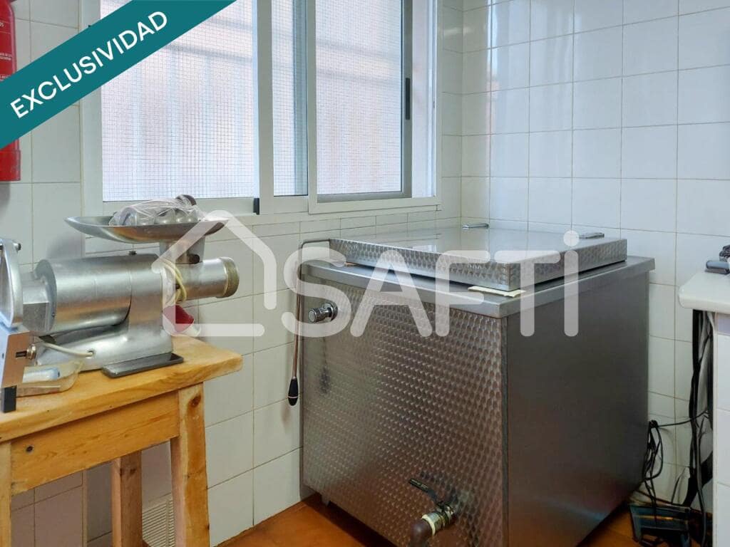 Kommersiell til salgs i Cullera - € 275 000 (Ref: 9174495)