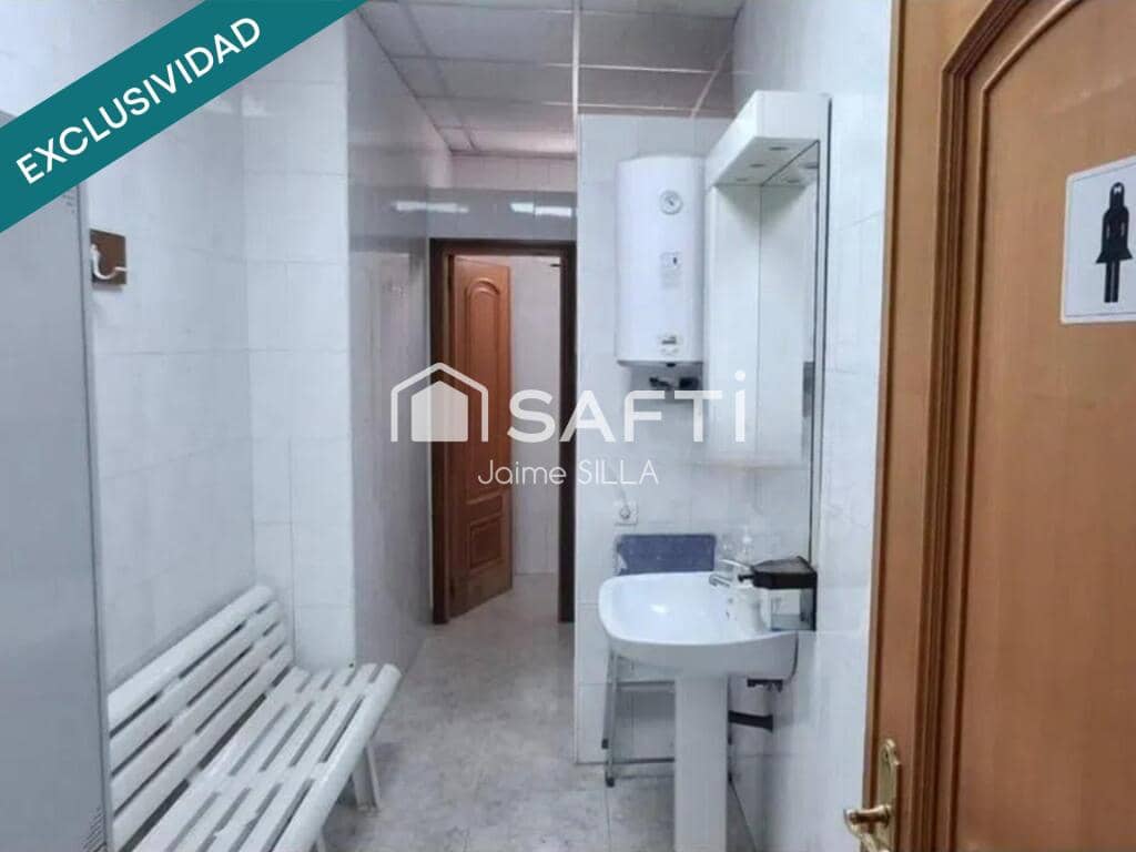 Commercieel te koop in Picanya met garage - € 830.000 (Ref: 9174502)