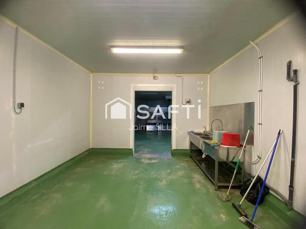 Commerciale in vendita in Algemesi - 600.000 € (Rif: 9174503)