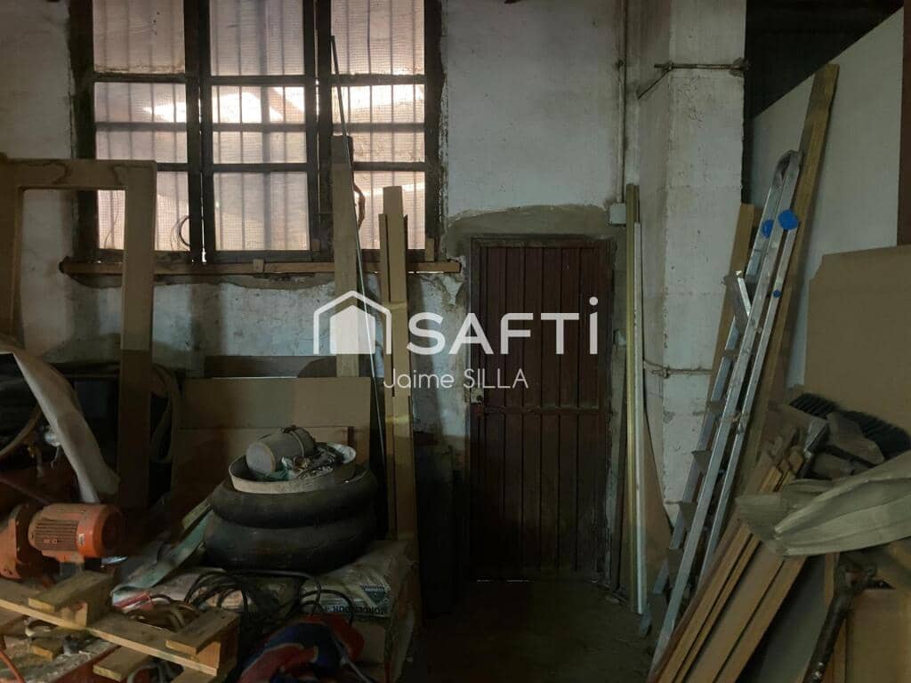 Komercyjne na sprzedaż w Torrent z garażem - 775 000 € (Ref: 9174507)