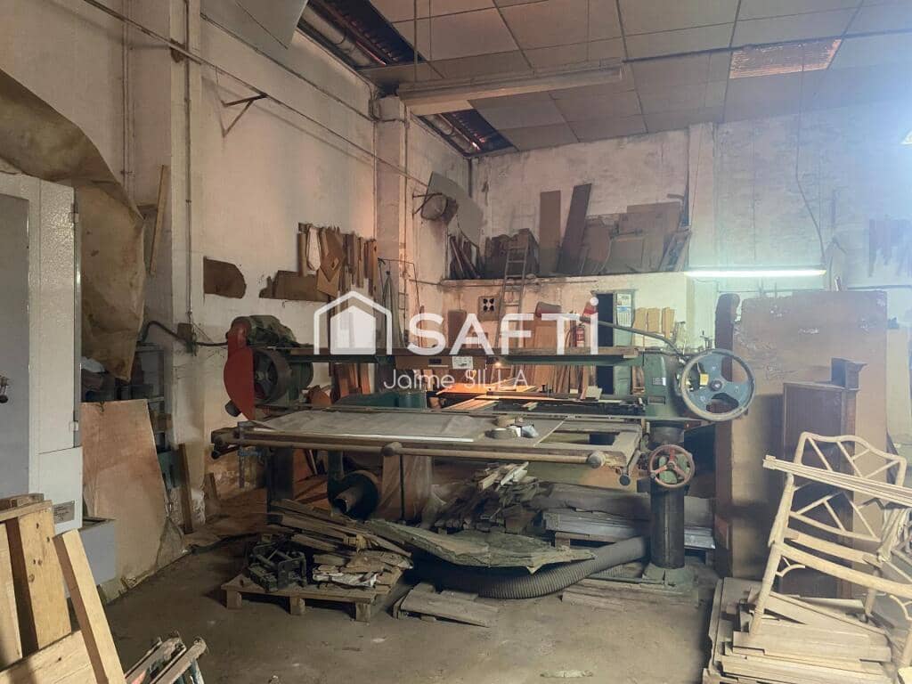 Komercyjne na sprzedaż w Torrent z garażem - 775 000 € (Ref: 9174507)