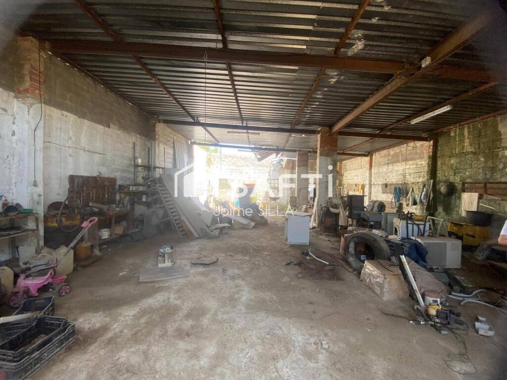 Ubebygd land til salgs i Valencia by - € 90 000 (Ref: 9174508)