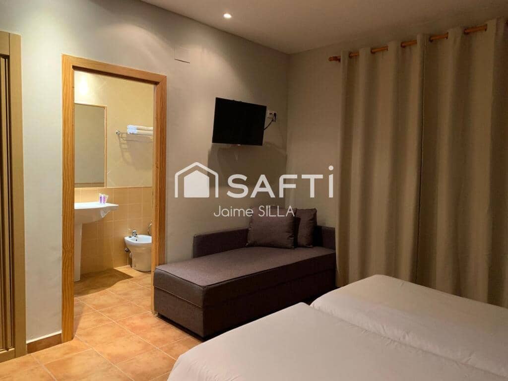 Kontor til salgs i Alp - € 3 500 000 (Ref: 9174511)