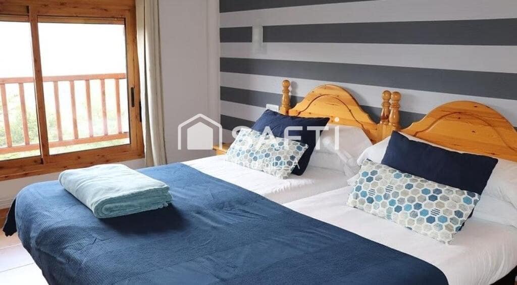 Kontor til salgs i Alp - € 3 500 000 (Ref: 9174511)