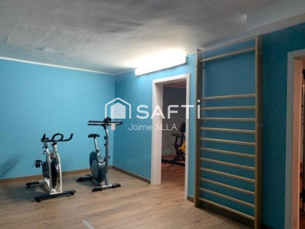 Kontor til salgs i Alp - € 3 500 000 (Ref: 9174511)