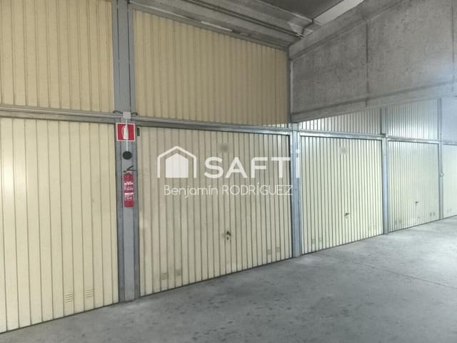 Garage for sale in Laguna de Duero - € 38,000 (Ref: 9174520)