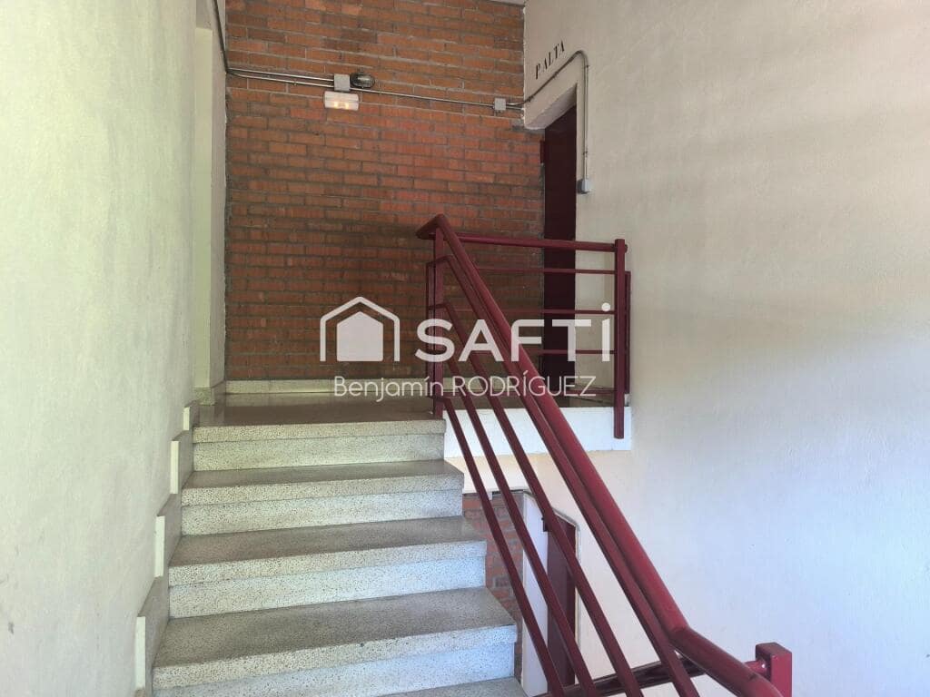 Garage til salg i Laguna de Duero - € 38.000 (Ref: 9174520)