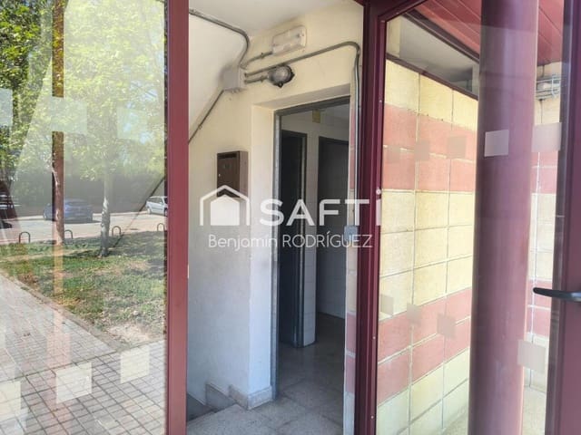 Garage for sale in Laguna de Duero - € 38,000 (Ref: 9174520)