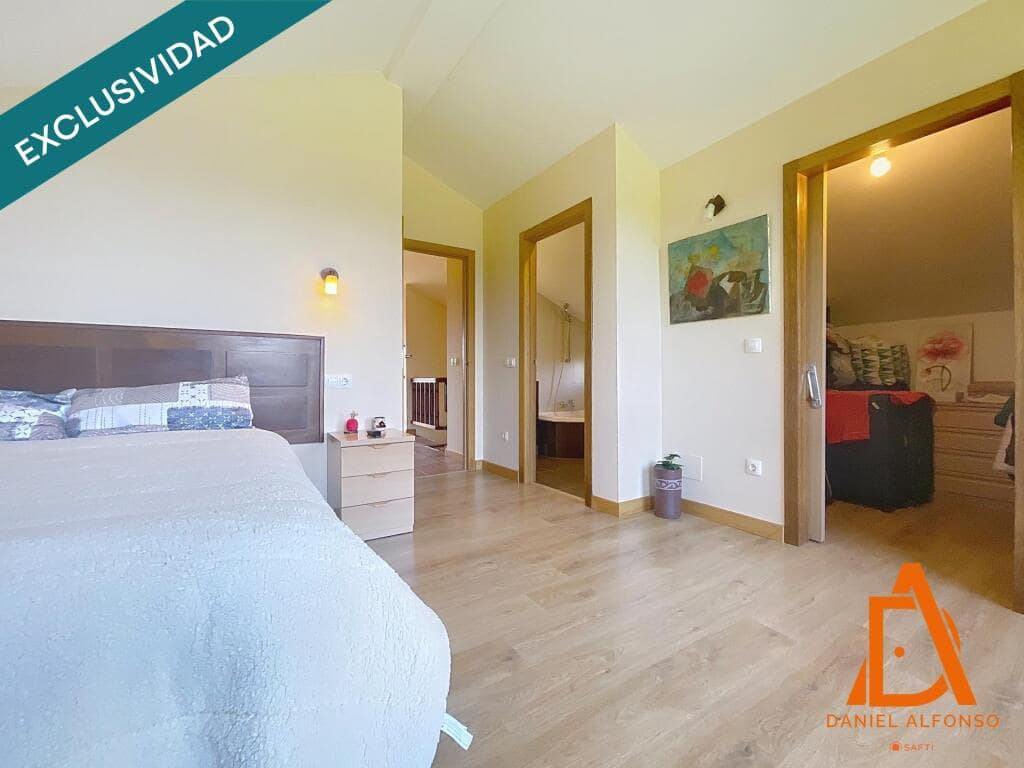 4 soverom Villa til salgs i Villaviciosa med svømmebasseng garasje - € 487 000 (Ref: 9174527)