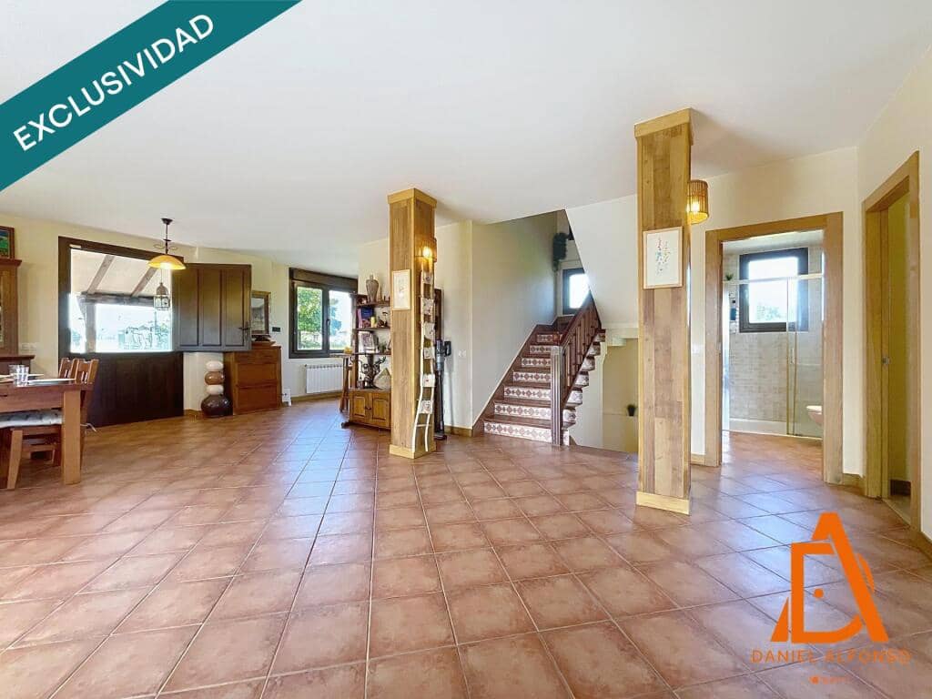 4 soverom Villa til salgs i Villaviciosa med svømmebasseng garasje - € 487 000 (Ref: 9174527)