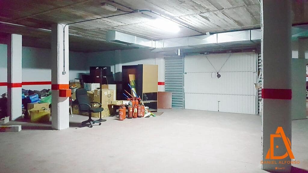 Garage til salg i Llanera - € 70.000 (Ref: 9174531)