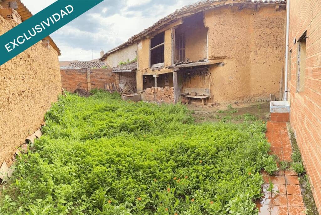 4 soverom Finca/Herregård til salgs i Santas Martas med garasje - € 60 000 (Ref: 9174537)