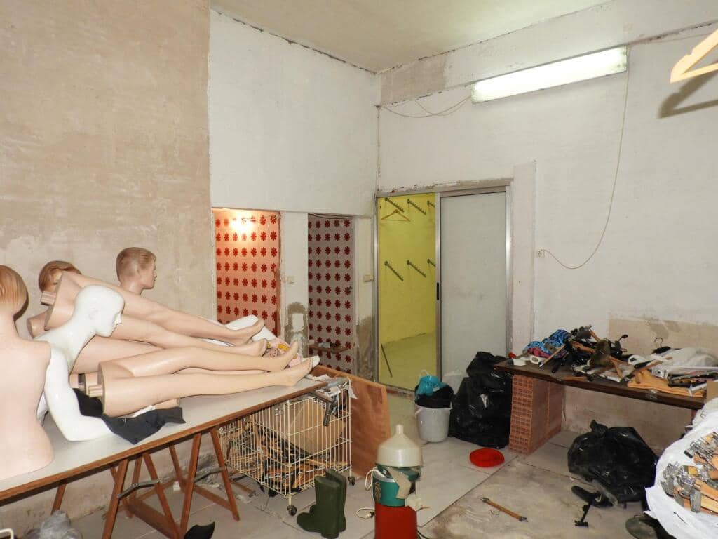 Commercieel te koop in La Vall d'Uixo - € 75.000 (Ref: 9174542)