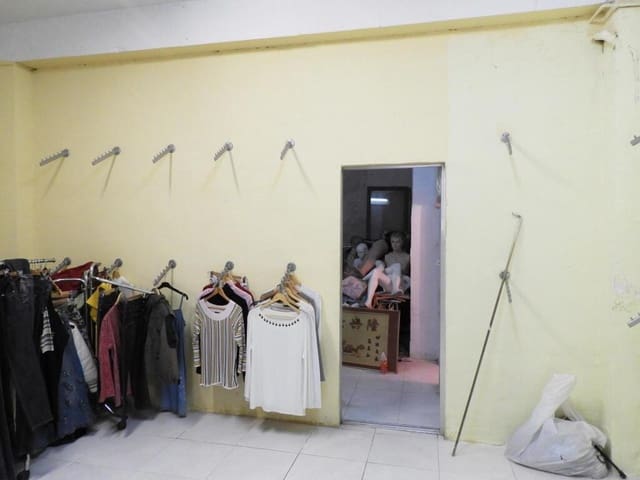 Local Comercial en La Vall d'Uixó en venta - 75.000 € (Ref: 9174542)