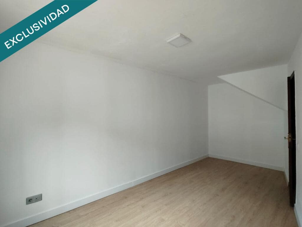 4 soverom Villa til salgs i Arganza med garasje - € 100 000 (Ref: 9174544)