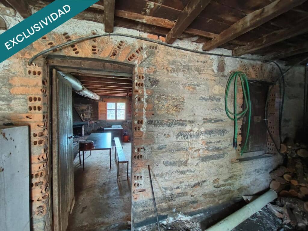 3 soveværelse Finca/Landehus til salg i Villafranca del Bierzo - € 26.000 (Ref: 9174545)