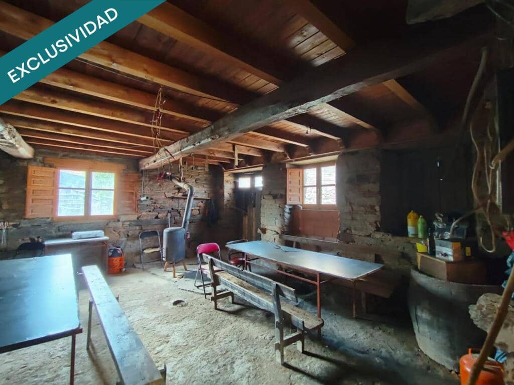 3 soveværelse Finca/Landehus til salg i Villafranca del Bierzo - € 26.000 (Ref: 9174545)