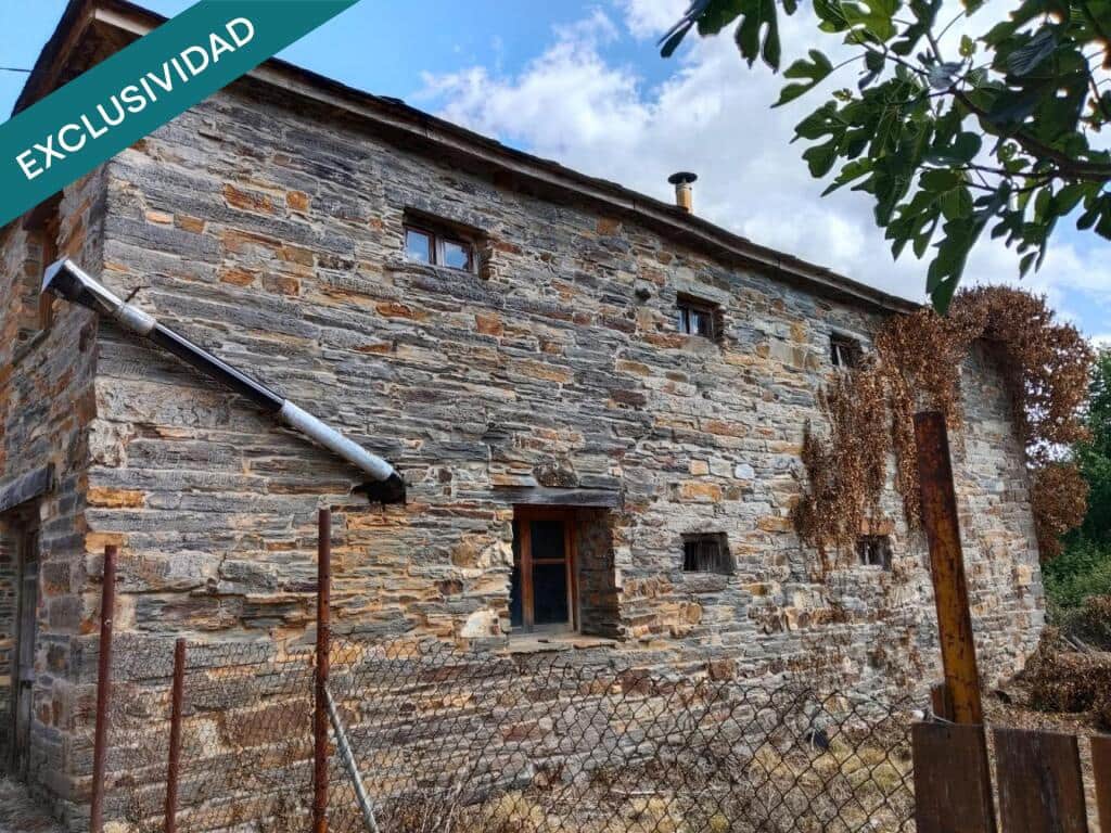 3 soveværelse Finca/Landehus til salg i Villafranca del Bierzo - € 26.000 (Ref: 9174545)