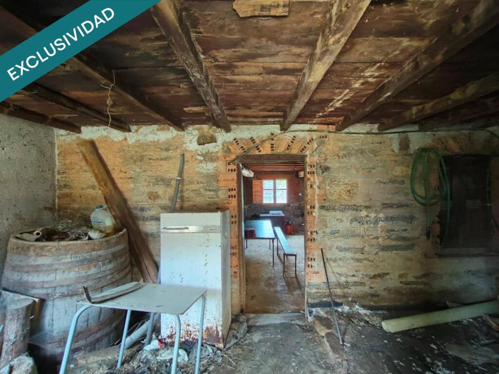 3 soveværelse Finca/Landehus til salg i Villafranca del Bierzo - € 26.000 (Ref: 9174545)