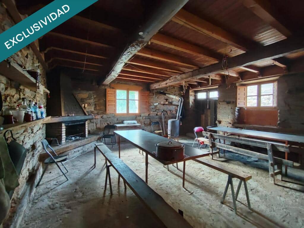 3 soveværelse Finca/Landehus til salg i Villafranca del Bierzo - € 26.000 (Ref: 9174545)