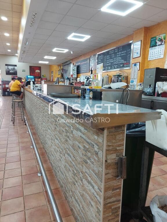 Local Commercial à vendre à La Rinconada - 370 000 € (Ref: 9174546)