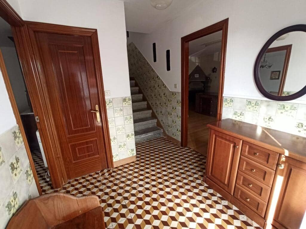 3 sypialnia Willa na sprzedaż w Camarinas - 95 000 € (Ref: 9177310)