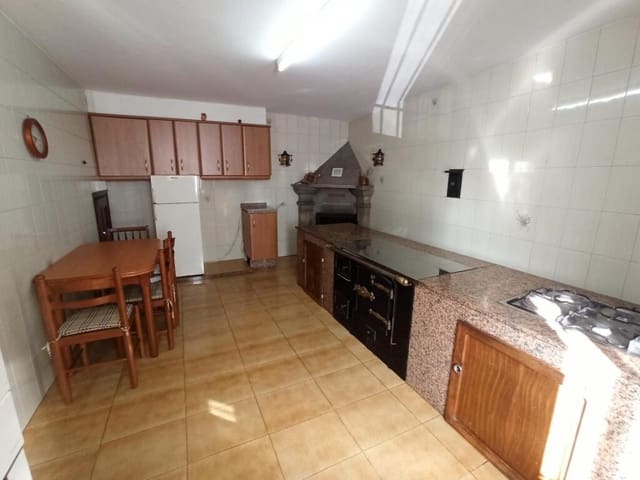3 bedroom Villa for sale in Camariñas - € 95,000 (Ref: 9177310)