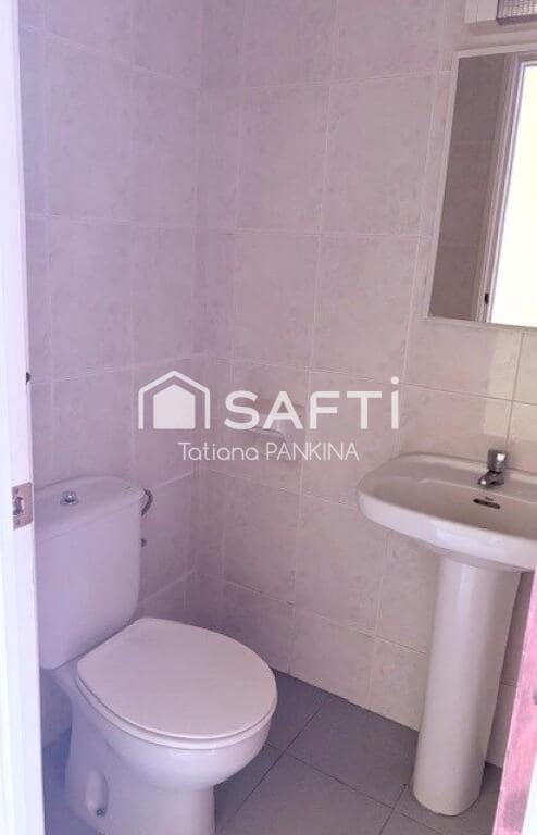 Kommersiell til salgs i Lloret de Mar - € 120 000 (Ref: 9177317)