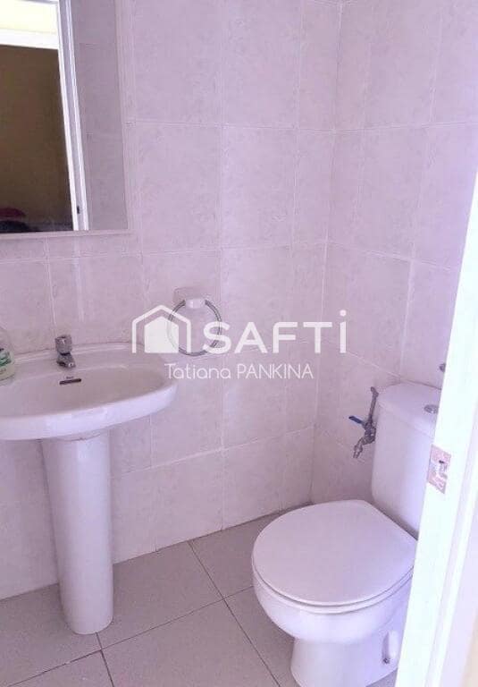 Kommersiell til salgs i Lloret de Mar - € 120 000 (Ref: 9177317)