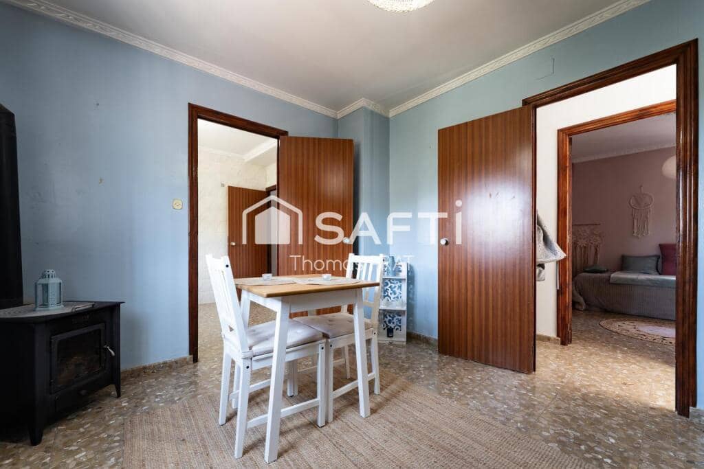 4 soveværelse Villa til salg i Villanueva de Algaidas med garage - € 102.000 (Ref: 9177318)