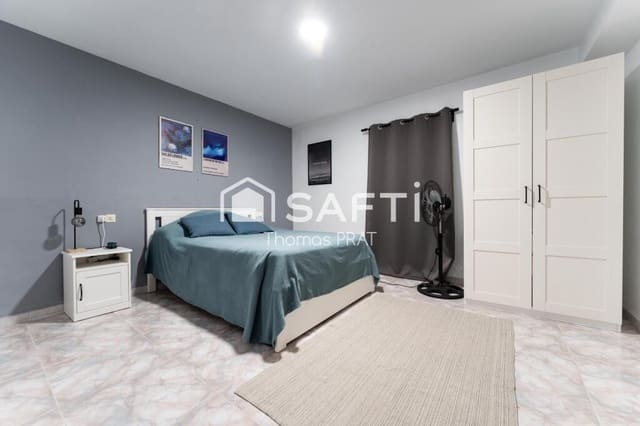 4 soveværelse Villa til salg i Villanueva de Algaidas med garage - € 102.000 (Ref: 9177318)