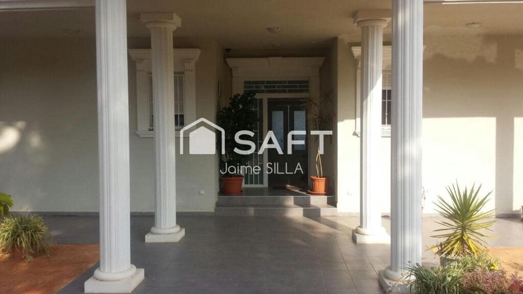 4 soveværelse Villa til salg i Picassent med swimmingpool garage - € 780.000 (Ref: 9177321)