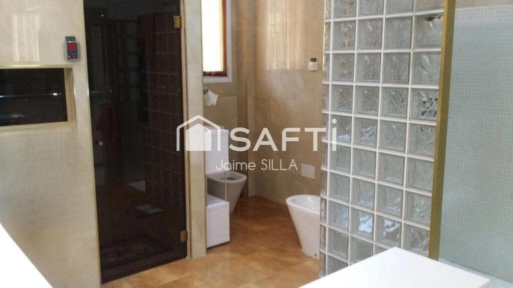 4 soveværelse Villa til salg i Picassent med swimmingpool garage - € 780.000 (Ref: 9177321)