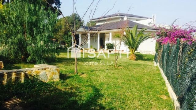 4 soverom Villa til salgs i Picassent med svømmebasseng garasje - € 780 000 (Ref: 9177321)