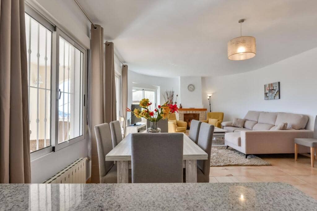 4 makuuhuone Huvila myytävänä paikassa Benissa mukana uima-altaan - 695 000 € (Ref: 9181008)