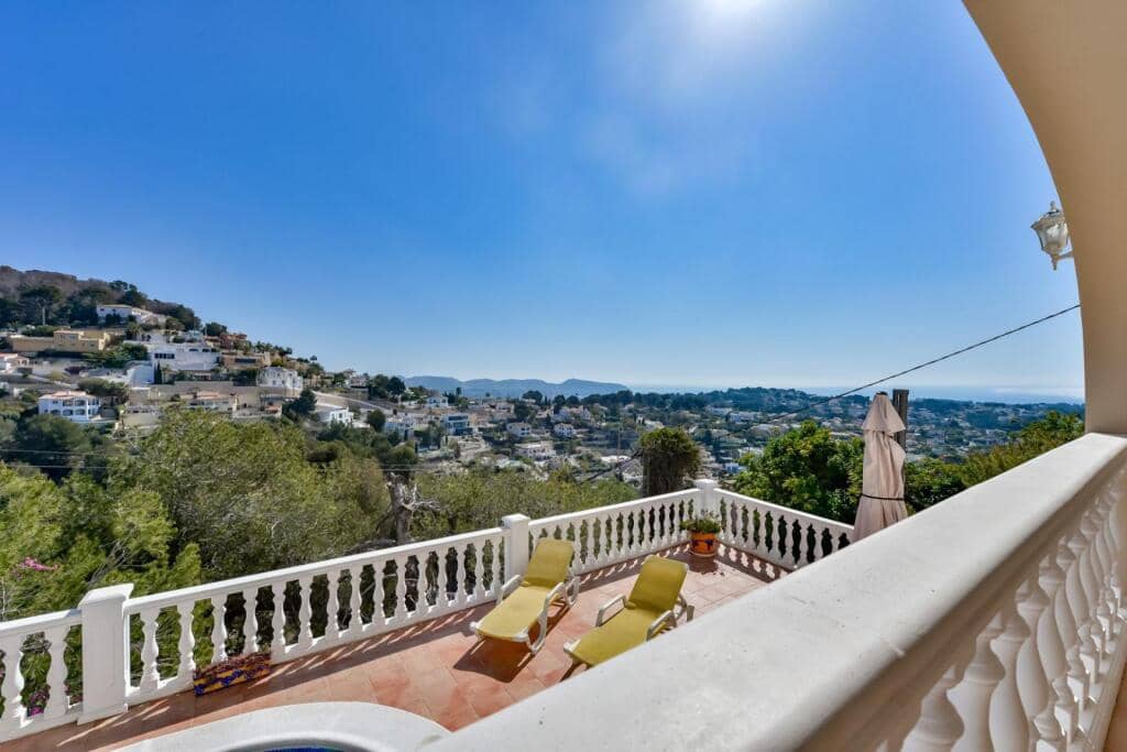 4 makuuhuone Huvila myytävänä paikassa Benissa mukana uima-altaan - 695 000 € (Ref: 9181008)