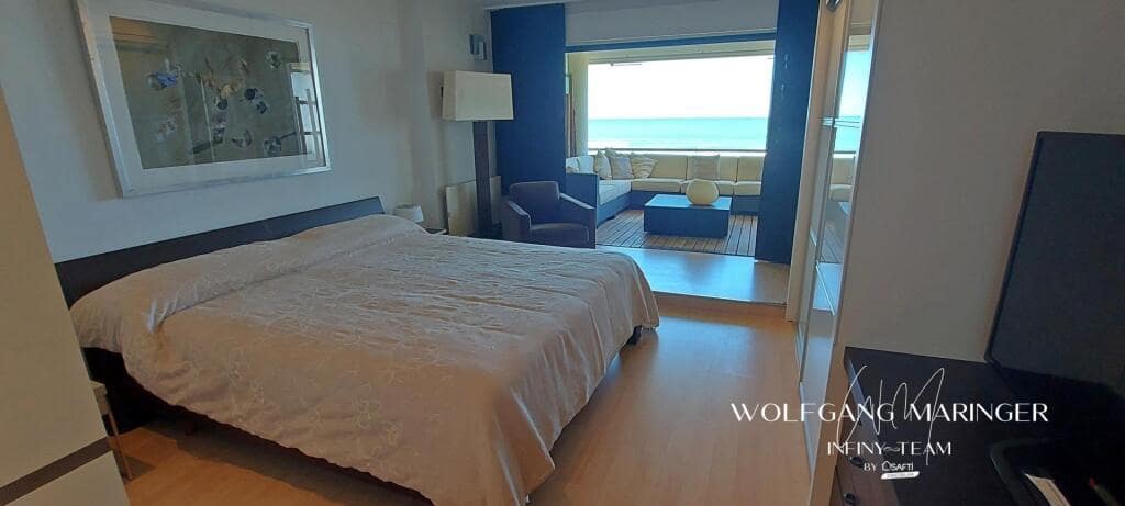 4 soverom Leilighet til salgs i Oliva med svømmebasseng garasje - € 875 000 (Ref: 9181011)