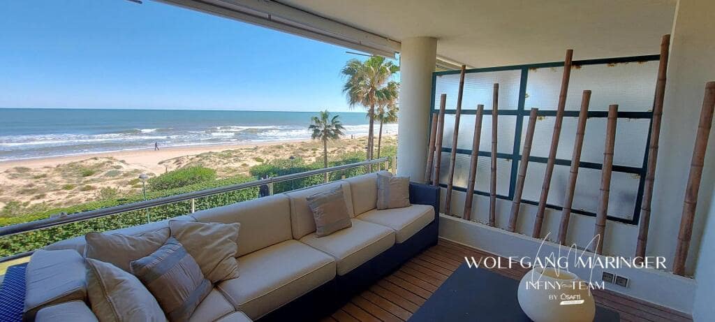 4 soverom Leilighet til salgs i Oliva med svømmebasseng garasje - € 875 000 (Ref: 9181011)