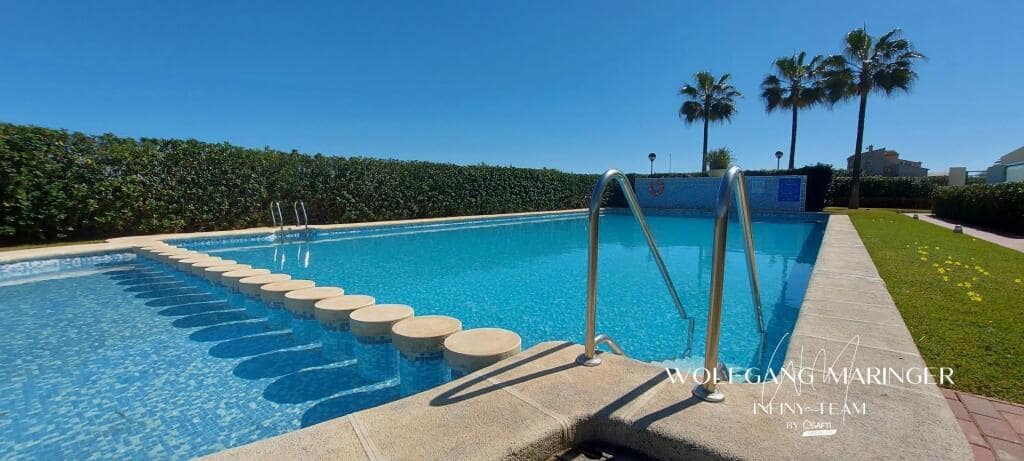 4 soverom Leilighet til salgs i Oliva med svømmebasseng garasje - € 875 000 (Ref: 9181011)