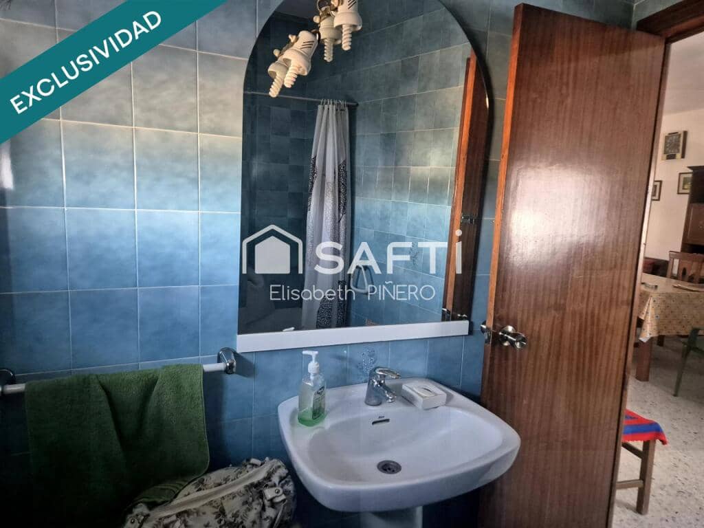 7 makuuhuone Rivitalo myytävänä paikassa Lobon - 155 000 € (Ref: 9181016)