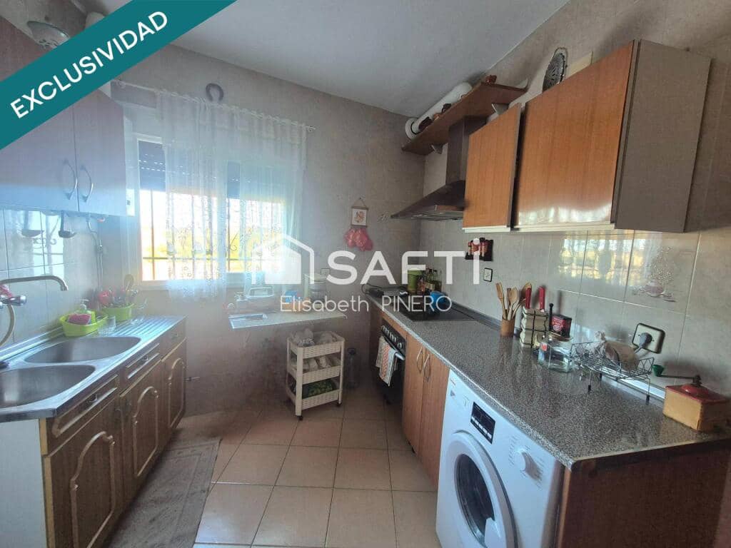 7 makuuhuone Rivitalo myytävänä paikassa Lobon - 155 000 € (Ref: 9181016)