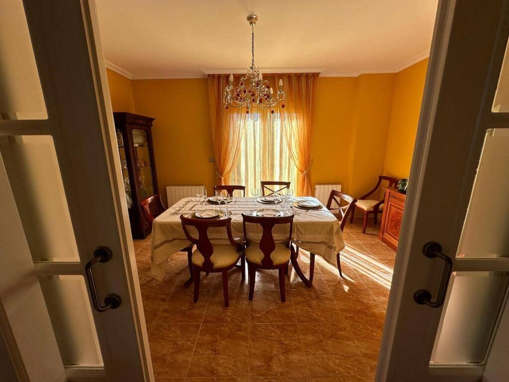 4 sypialnia Willa na sprzedaż w Vinaros z basenem garażem - 477 000 € (Ref: 9181027)