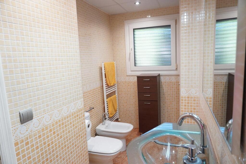 4 sypialnia Willa na sprzedaż w Vinaros z basenem garażem - 477 000 € (Ref: 9181027)