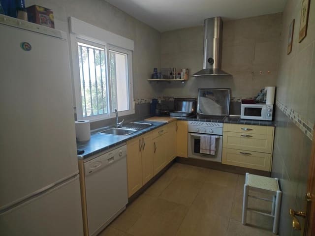 3 bedroom Terraced Villa for rent in Las Anclas, Pareja - € 1,190 (Ref: 9181035)