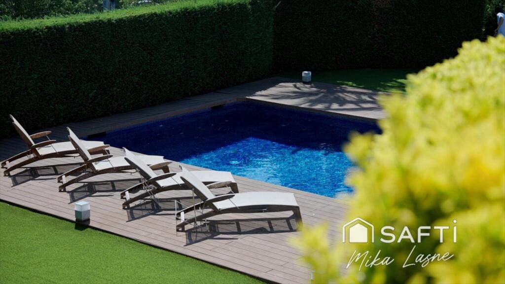 8 chambre Villa/Maison à vendre à Cabrils avec piscine garage - 1 690 000 € (Ref: 9181037)