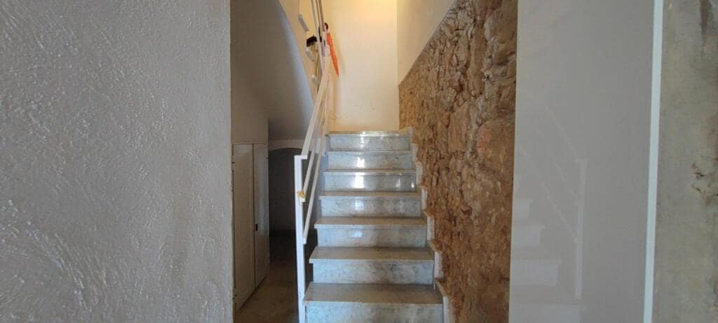 Erhverv til salg i Tarragona by - € 100.000 (Ref: 9181043)