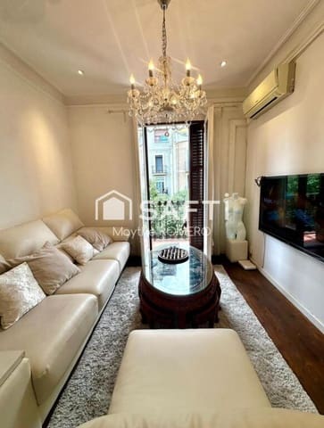 3 sovrum Lägenhet till salu i Sant Antoni, Barcelona stad - 750 000 € (Ref: 9181046)