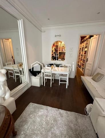 3 sovrum Lägenhet till salu i Sant Antoni, Barcelona stad - 750 000 € (Ref: 9181046)