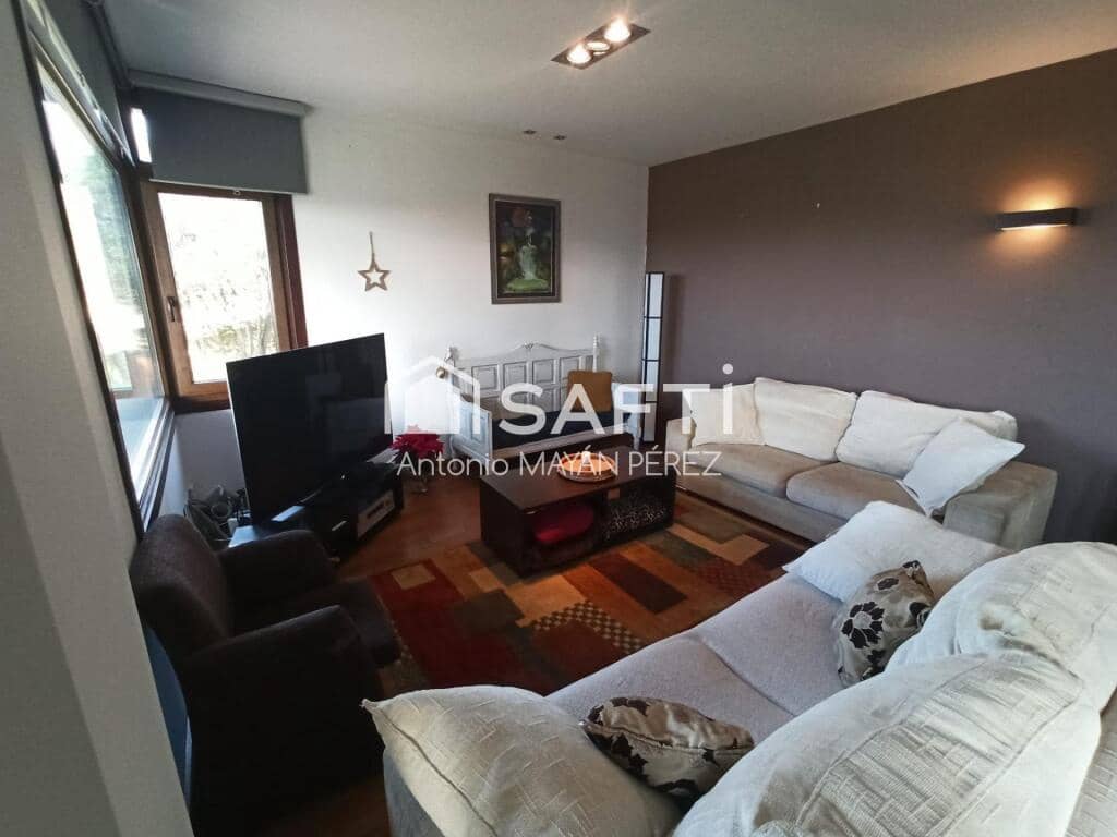 4 soveværelse Villa til salg i Ribeira med garage - € 450.000 (Ref: 9181050)