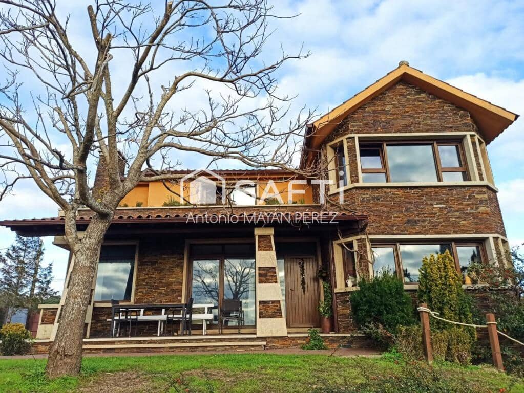 4 soveværelse Villa til salg i Ribeira med garage - € 450.000 (Ref: 9181050)